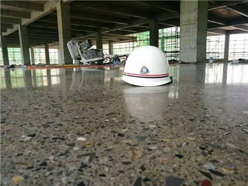 成都固化剂地坪施工注意事项