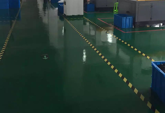 施工温度对成都环氧树脂地坪漆施工的有什么影响？